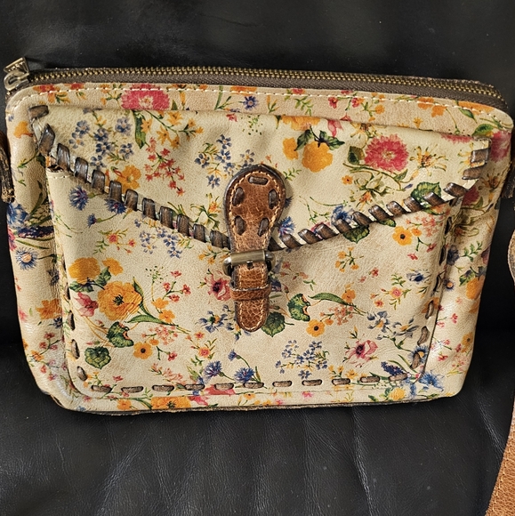 Patricia Nash Emeline Leather Crossbody Prarie Rose Floral Print EUC - Ink Marks - Picture 3 of 16